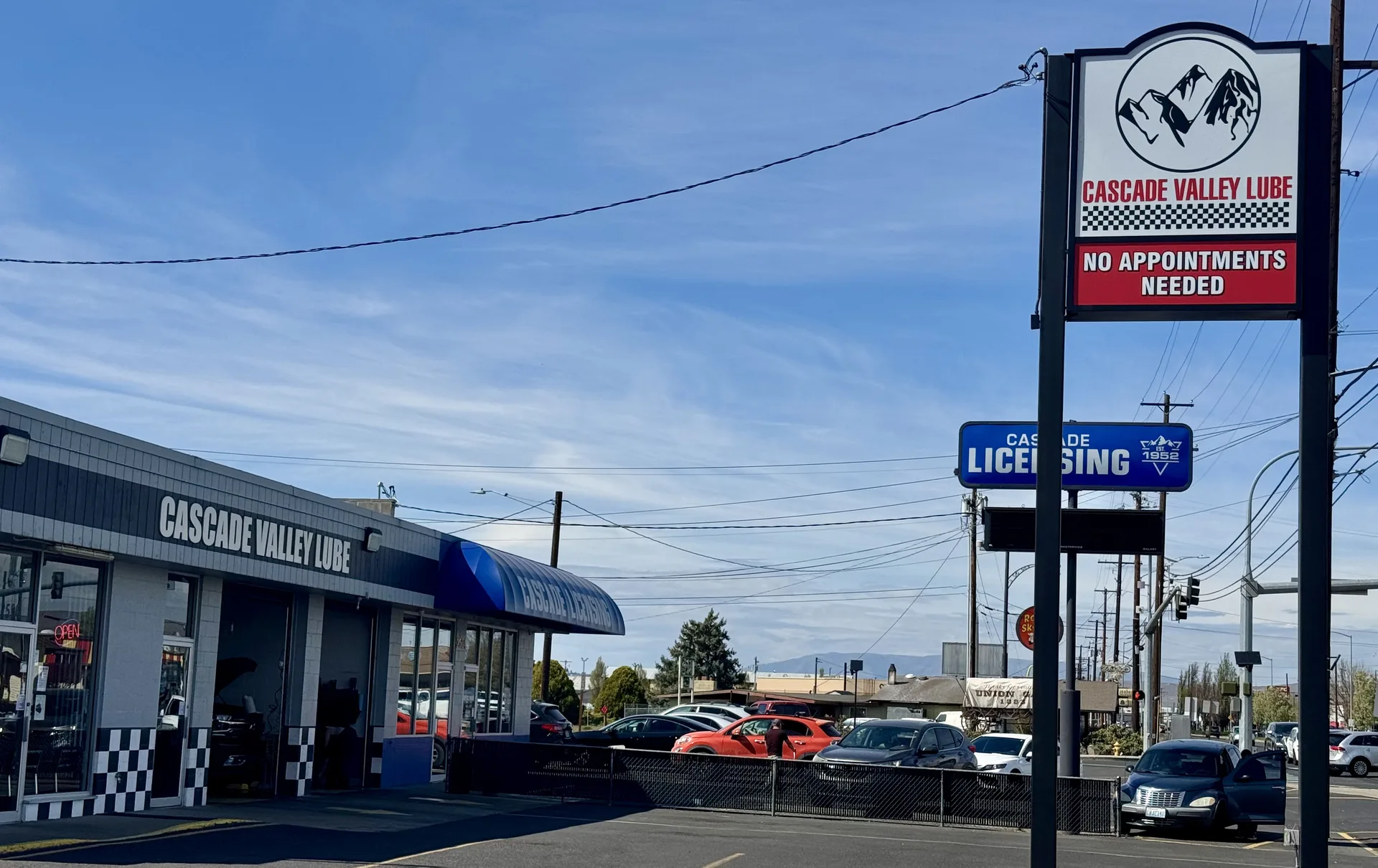 Cascade Valley Lube shop exterior and sign in Union Gap, WA